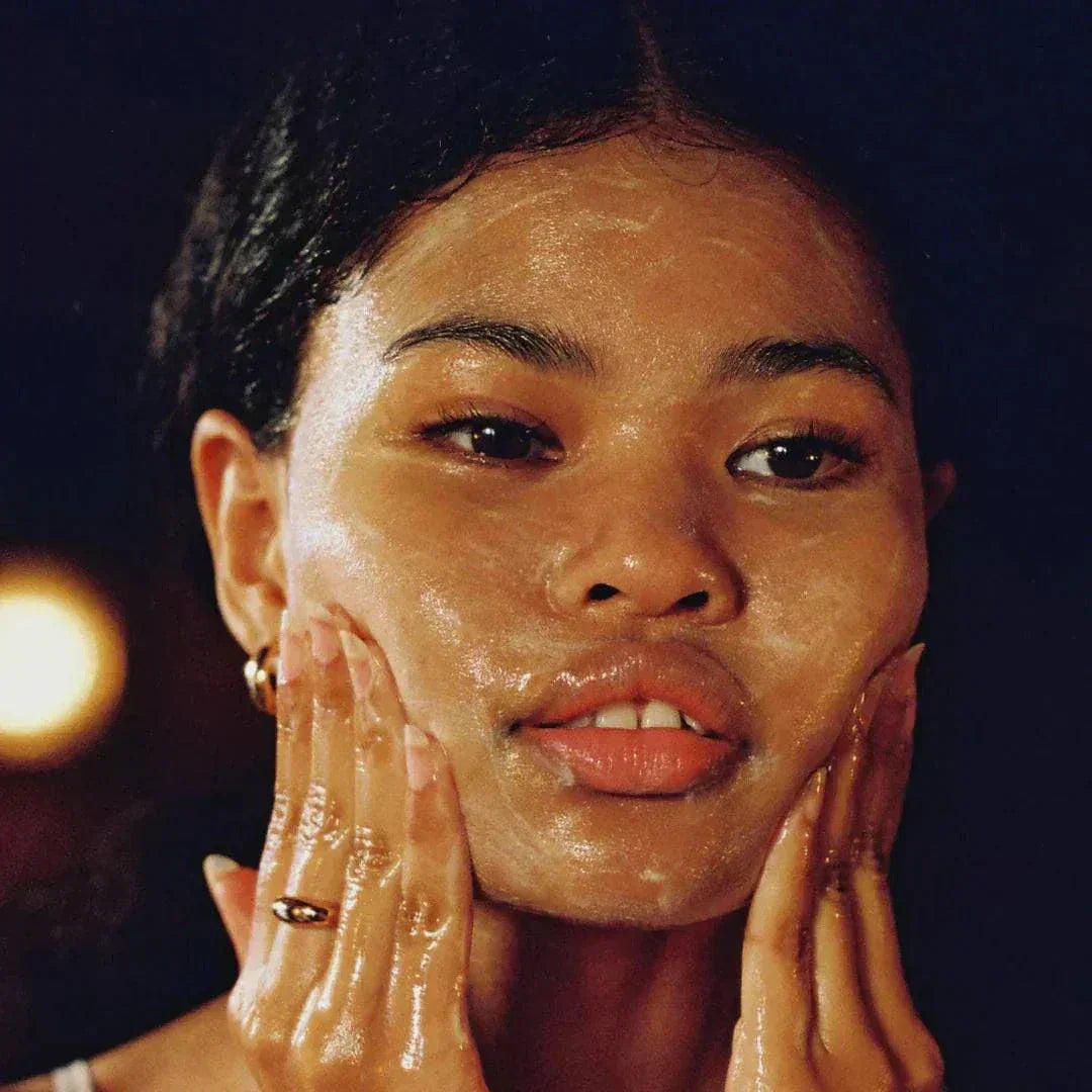 Rhode Pineapple Refresh Yüz Temizleyici - Glaze Türkiye