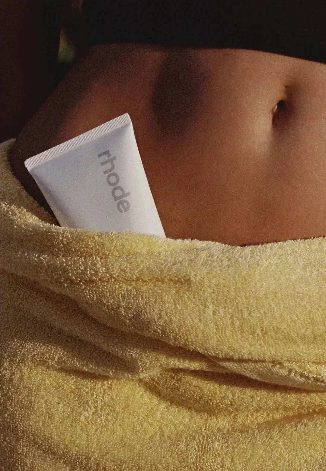 Rhode Pineapple Refresh Yüz Temizleyici - Glaze Türkiye