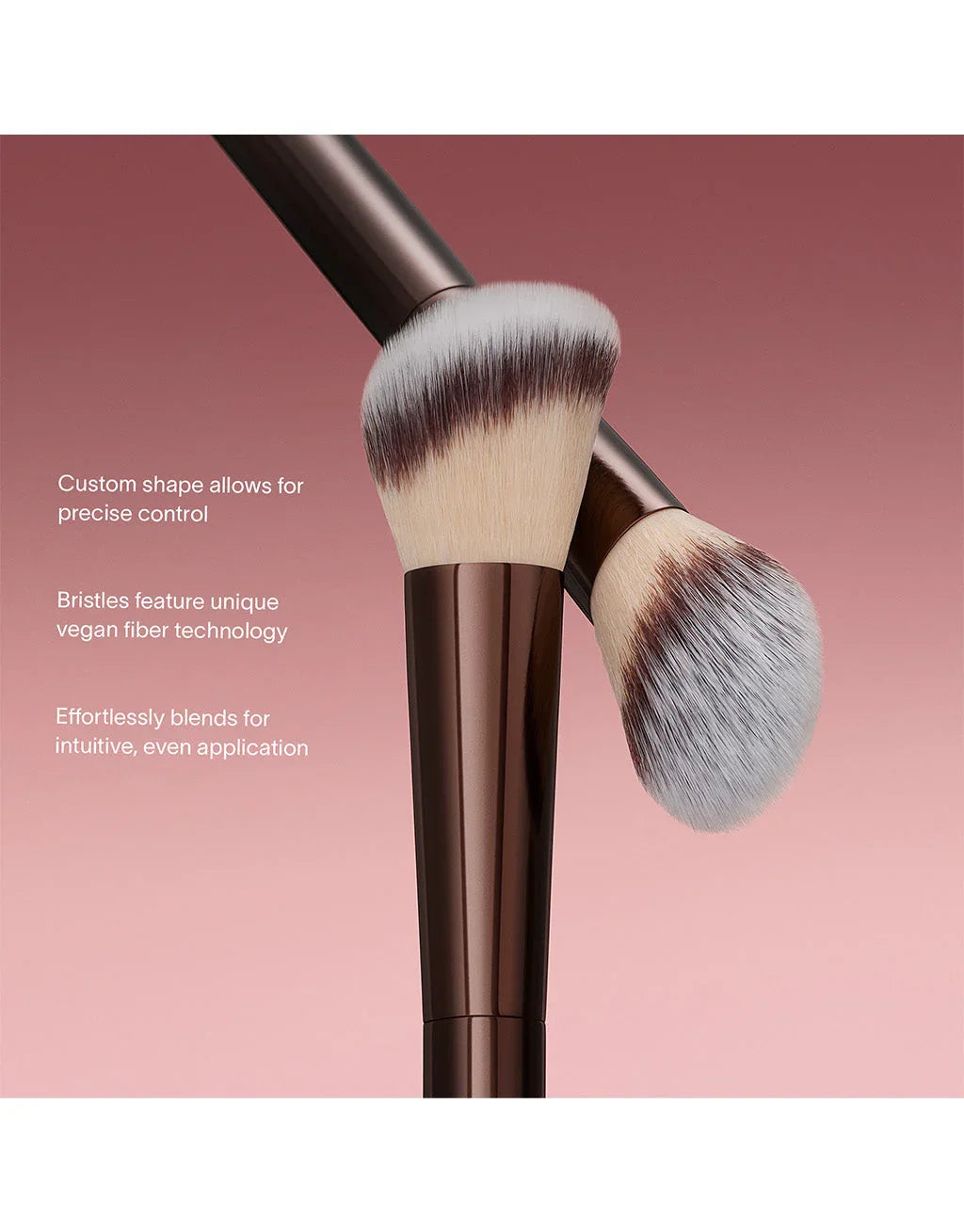 Hourglass No. 15 Blush Brush - Allık Fırçası - Glaze Türkiye