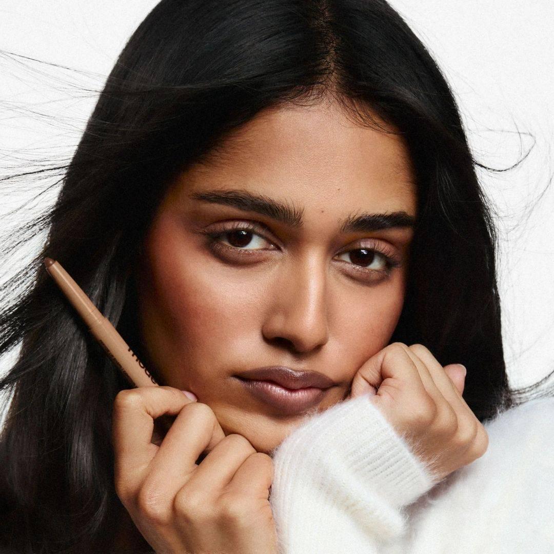 Rhode Dudak Kalemi | Peptide Lip Shape - Glaze Türkiye