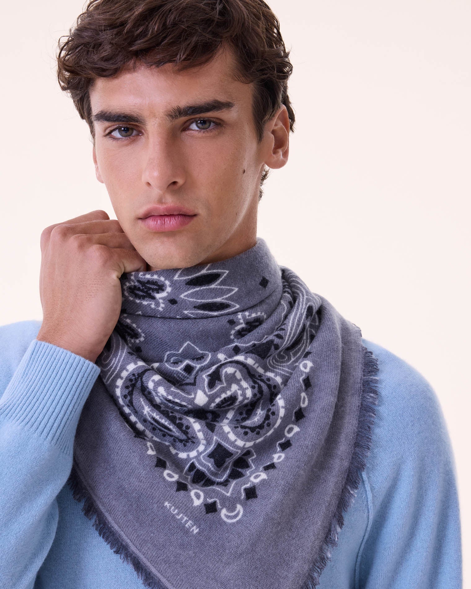 KUJTEN Large Bandana Hachiko Bico Flannel Gray - Bandana - Glaze Türkiye